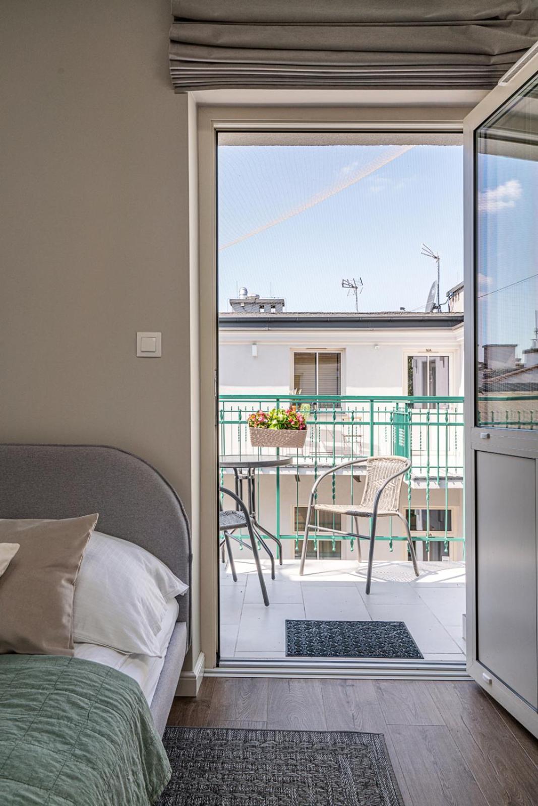 Apartment Pistachio Loft Near Wawel Royal Castle Krakau