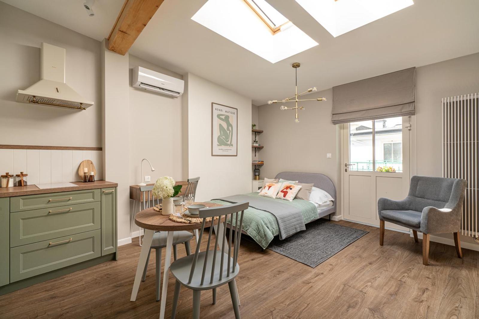 Pistachio Loft Near Wawel Royal Castle Apartment *